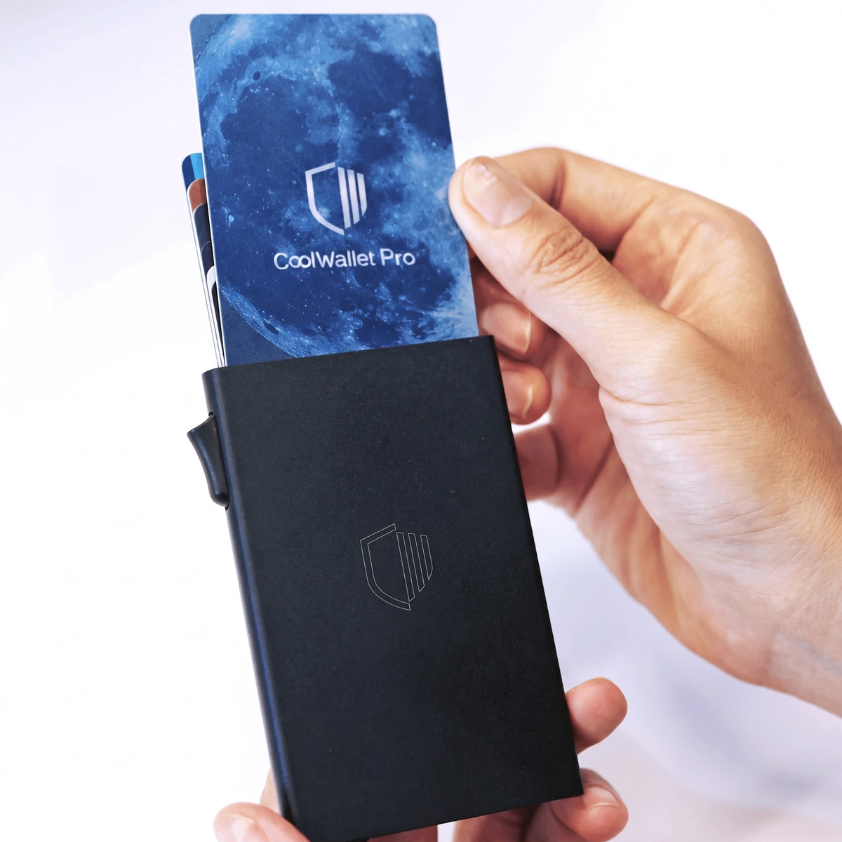 CoolWallet 卡夾